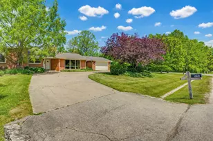 6757 N Santa Monica Blvd, Fox Point, WI 53217 - Photo 44