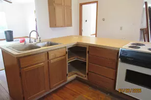 1304 Terminal Rd, Grafton, WI 53024 - Photo 6