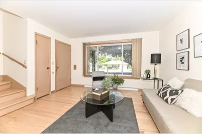 W158N8971  Charles Dr #8973, Menomonee Falls, WI 53051 - Photo 6