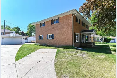 W158N8971  Charles Dr #8973, Menomonee Falls, WI 53051 - Photo 38