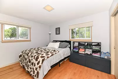 W158N8971  Charles Dr #8973, Menomonee Falls, WI 53051 - Photo 34