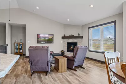 1944  Spakenburg Rd, Holmen, WI 54636 - Photo 6