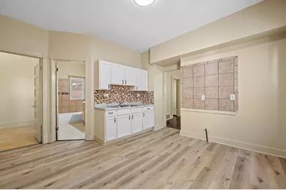 2167 N 39th St #2169, Milwaukee, WI 53208 - Photo 6