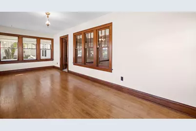 206  Oak St, Slinger, WI 53086 - Photo 4
