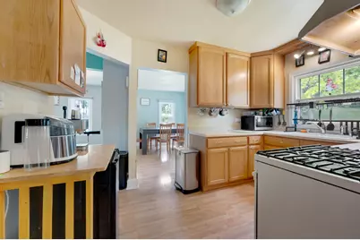549  Briody St, Burlington, WI 53105 - Photo 8