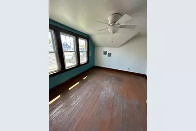 1645 S 65th St, West Allis, WI 53214 - Photo 12