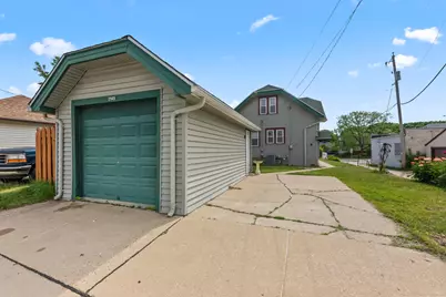 2145 S 65th St, West Allis, WI 53219 - Photo 34