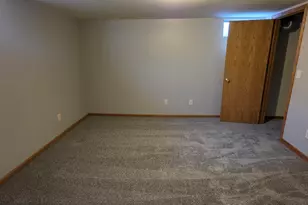 5611 Windward Dr, Racine, WI 53406 - Photo 24