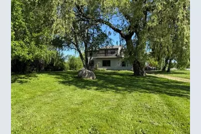 1304  Terminal Rd, Grafton, WI 53024 - Photo 4