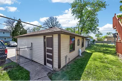 10111 W Cleveland Ave #10113, West Allis, WI 53227 - Photo 10