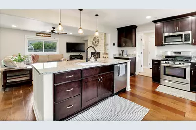 8975 N Santa Monica Blvd, Bayside, WI 53217 - Photo 1