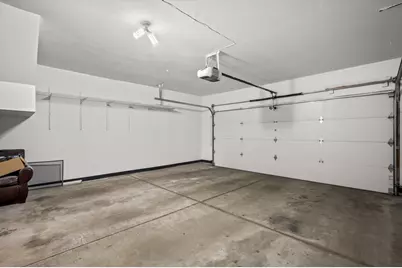 220 E Reservoir Ave, Milwaukee, WI 53212 - Photo 28