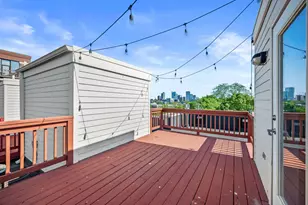 220 E Reservoir Ave, Milwaukee, WI 53212 - Photo 26
