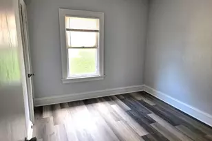 2701 N 37th St, Milwaukee, WI 53210 - Photo 12