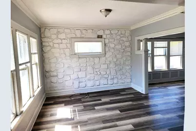 2701 N 37th St #2703, Milwaukee, WI 53210 - Photo 8
