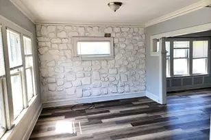 2701 N 37th St, Milwaukee, WI 53210 - Photo 8