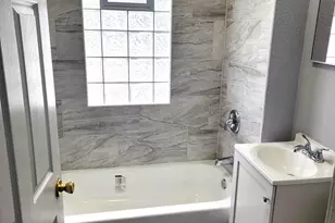 2701 N 37th St, Milwaukee, WI 53210 - Photo 6