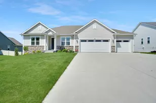 625 Mary Way, Slinger, WI 53086 - Photo 1