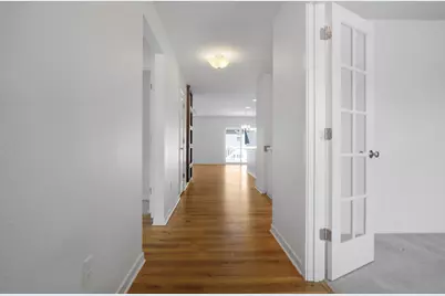 625  Mary Way, Slinger, WI 53086 - Photo 2