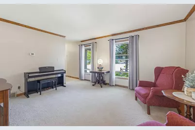 N79W15586  Deerfield Trl, Menomonee Falls, WI 53051 - Photo 14