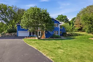 N7W29615 Thames Ct, Delafield, WI 53188 - Photo 22