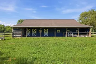 N7W29615 Thames Ct, Delafield, WI 53188 - Photo 18