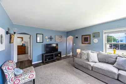 206 W Second St, Oconomowoc, WI 53066 - Photo 4