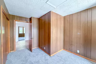 1454 S 75th St, West Allis, WI 53214 - Photo 12