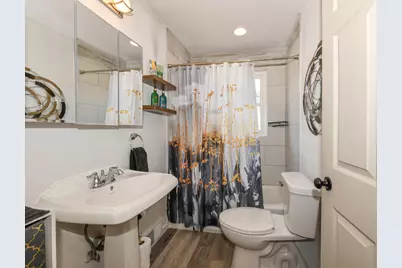 1304 N Grandview Blvd, Waukesha, WI 53188 - Photo 8