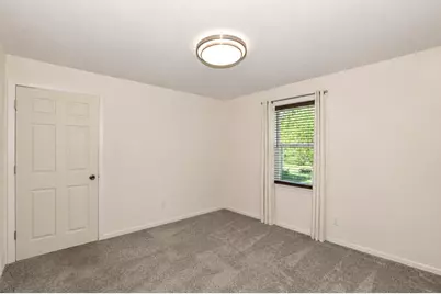 1304 N Grandview Blvd, Waukesha, WI 53188 - Photo 16