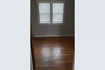 2830 W Saint Paul Ave #Upper, Milwaukee, WI 53208 - Photo 10