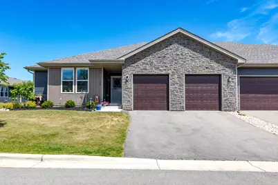 322  Stricker Way #20, Edgerton, WI 53534 - Photo 2