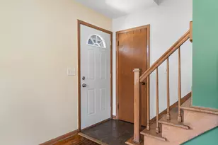 9415 W Arthur Ave, West Allis, WI 53227 - Photo 14