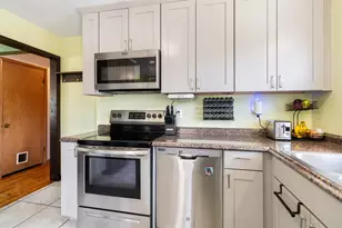 9415 W Arthur Ave, West Allis, WI 53227 - Photo 12