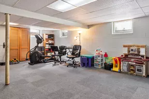 9415 W Arthur Ave, West Allis, WI 53227 - Photo 26