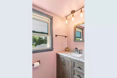 9415 W Arthur Ave, West Allis, WI 53227 - Photo 24