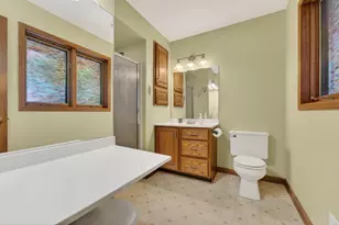 11503 W Layton Ave, Greenfield, WI 53228 - Photo 10