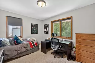 11503 W Layton Ave, Greenfield, WI 53228 - Photo 12