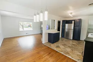 3820 W Iona Terrace, Milwaukee, WI 53221 - Photo 12