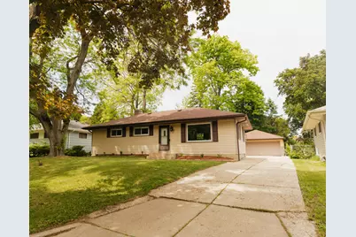 3820 W Iona Ter, Milwaukee, WI 53221 - Photo 2