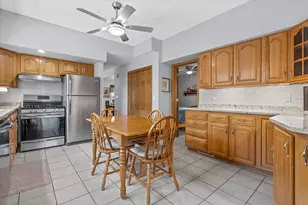 429 E Armour Ave, Milwaukee, WI 53207 - Photo 8