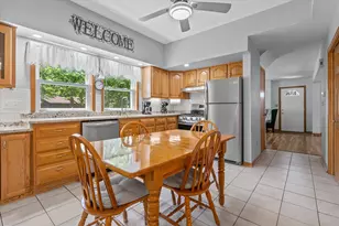 429 E Armour Ave, Milwaukee, WI 53207 - Photo 10
