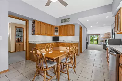 429 E Armour Ave, Milwaukee, WI 53207 - Photo 12