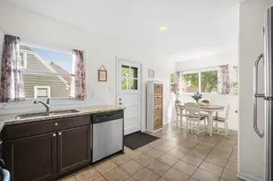 N85W16267 May Ave, Menomonee Falls, WI 53051 - Photo 8