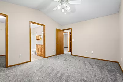 823  Windhill St, Onalaska, WI 54650 - Photo 20