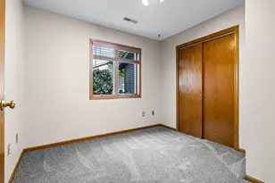 823 Windhill St, Onalaska, WI 54650 - Photo 16