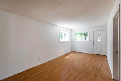 1512  Kane St, La Crosse, WI 54603 - Photo 4