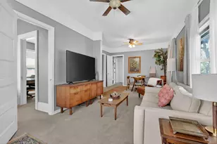 1623 E Webster Pl, Milwaukee, WI 53211 - Photo 6
