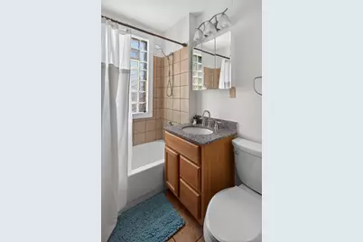 1623 E Webster Pl #1625, Milwaukee, WI 53211 - Photo 24