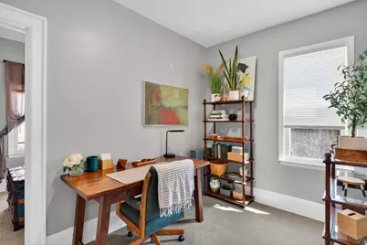 1623 E Webster Pl #1625, Milwaukee, WI 53211 - Photo 14